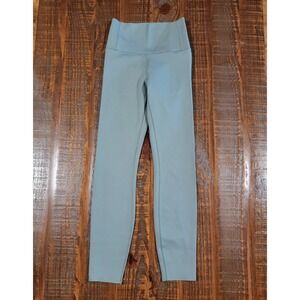 Vuori Evolve Legging Womens XS Sage High-rise Fitted 7/8 Length Style VW497